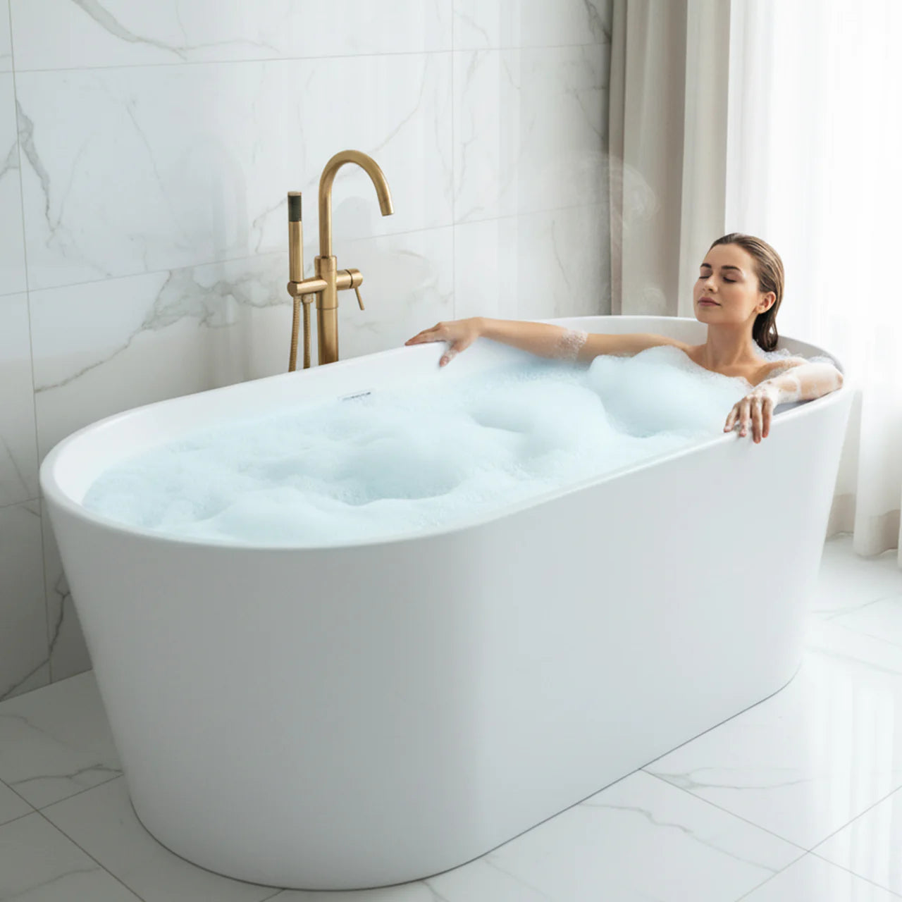 ANZZI Jericho Series, 67" x 32" Freestanding Acrylic Bathtub.